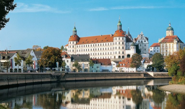 Familiennachmittag am zweiten Advent im Schloss Neuburg