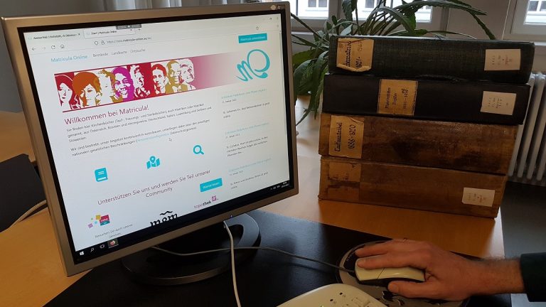 Familienforschung vereinfacht: Diözese Eichstätt stellt Kirchenbücher online