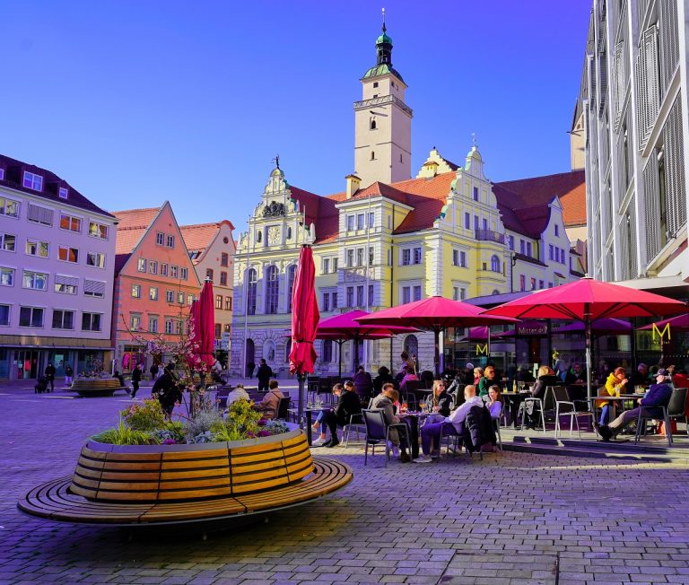 GEWINNSPIEL II: Schlemmen Sie im Mitten.drIN!