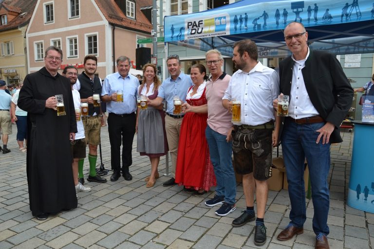 Pfaffenhofen in bester Bierlaune