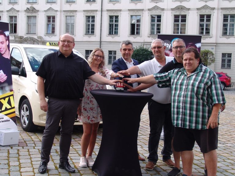 Vergünstigtes Taxiangebot für junge Nachtschwärmer