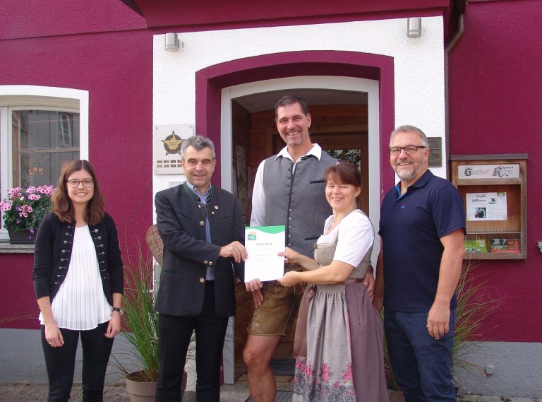 Gasthof Krone in Kinding für freiwillige Umweltleistungen ausgezeichnet