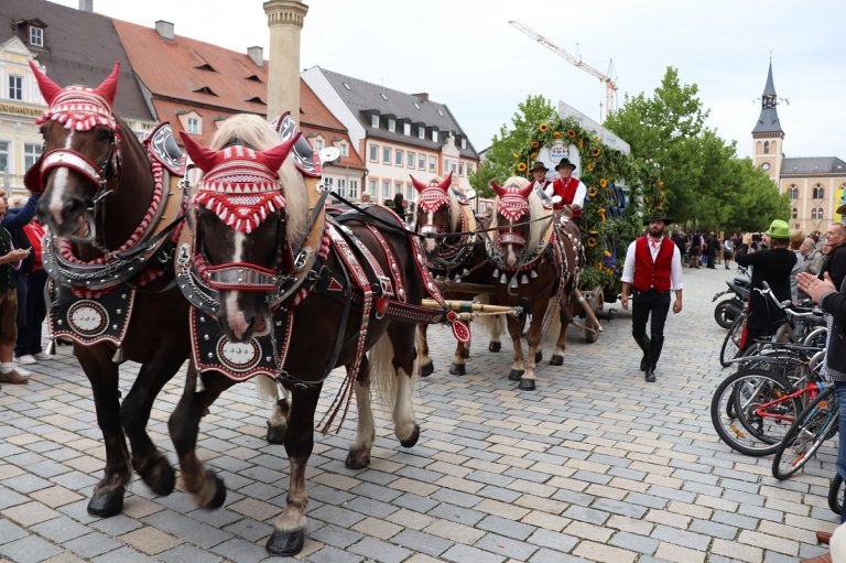 Auf geht´s zum Pfaffenhofener Volksfest