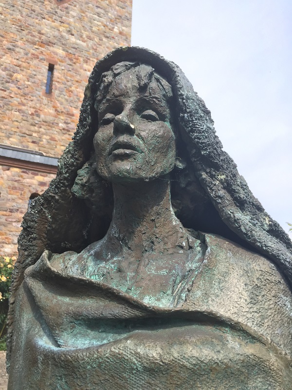 Die heilige Hildegard von Bingen: KDFB-Vortrag in Rupertsbuch