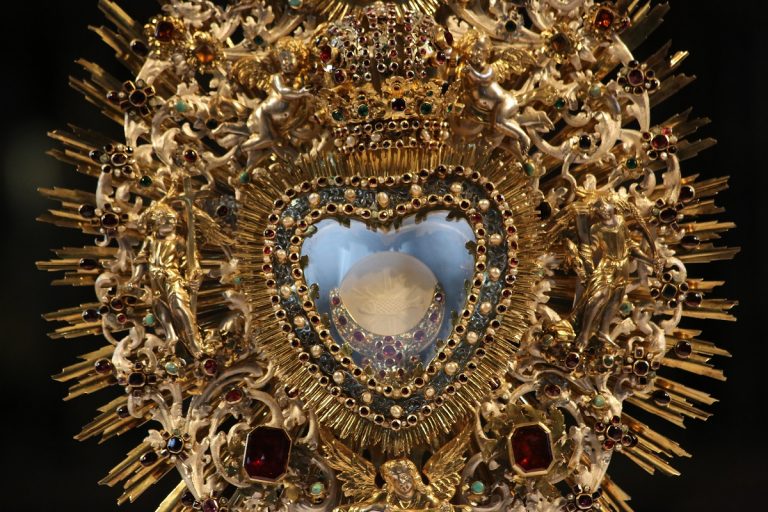 Gebetskongress „Adoratio“ online und in den Pfarreien