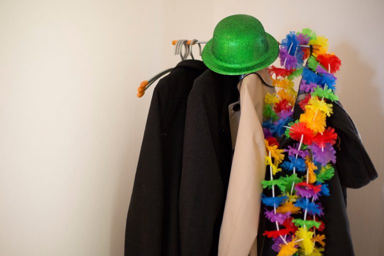 Workshops: Seniorennachmittage im Fasching kreativ gestalten