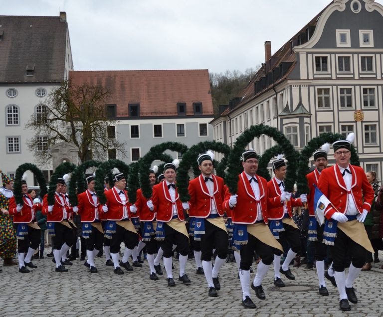 Die Schäfflersaison in Eichstätt hat begonnen