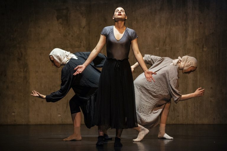 FEM*FESTIVAL 2023: Tanzworkshop mit Thea Sosani