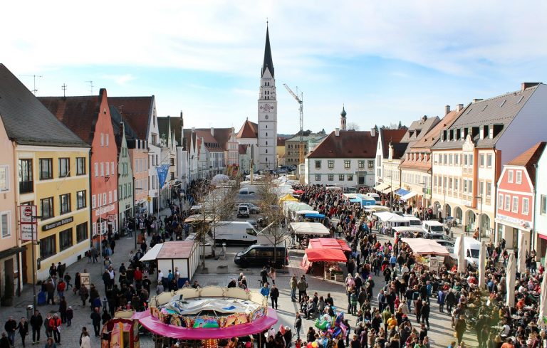 Maidult und offene Geschäfte in Pfaffenhofen