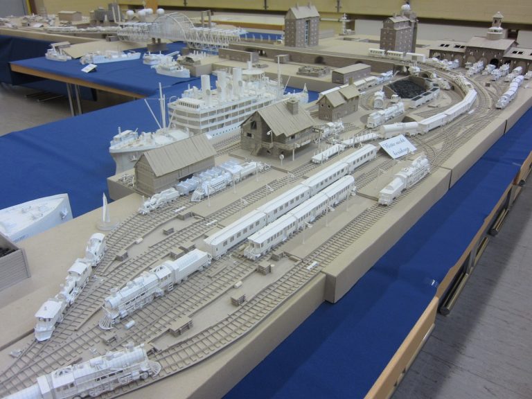 Weltgrößte Papiermodellbauausstellung in Pfaffenhofen