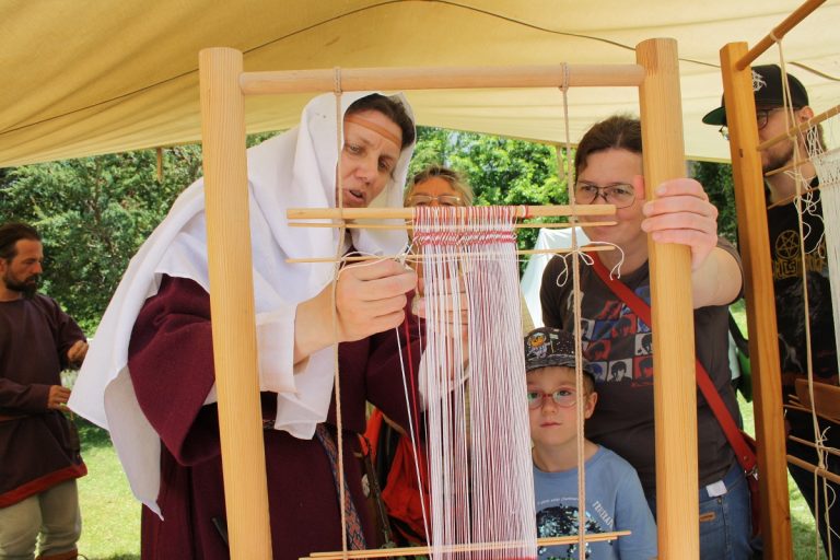 Textilfestival im Römer und Bajuwaren Museum