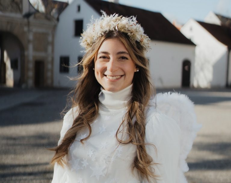Anita Werner ist das Ingolstädter Christkindl
