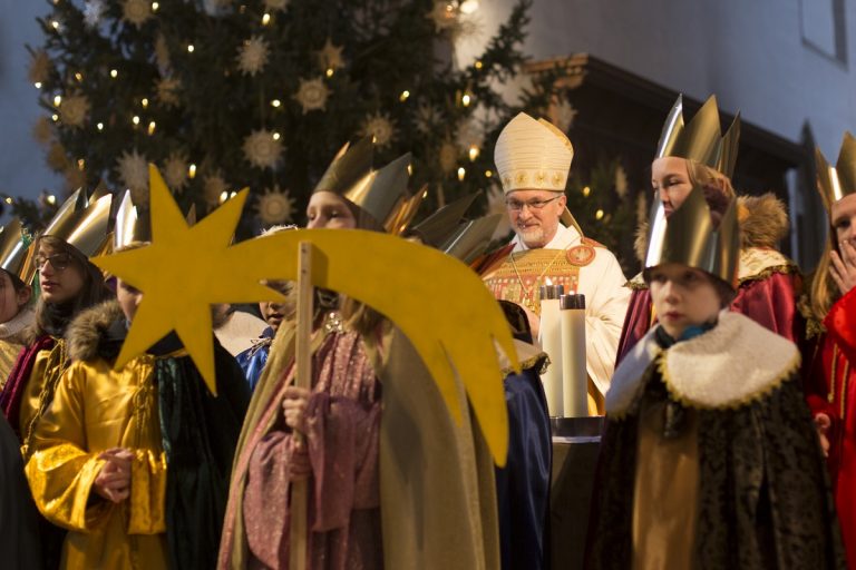 Diözesane Sternsingeraussendung in Gaimersheim
