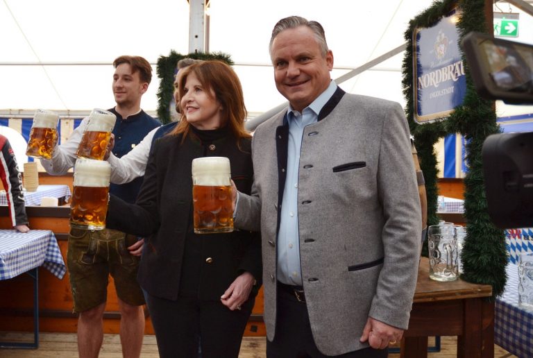 Ingolstädter Pfingstvolksfest ist eröffnet