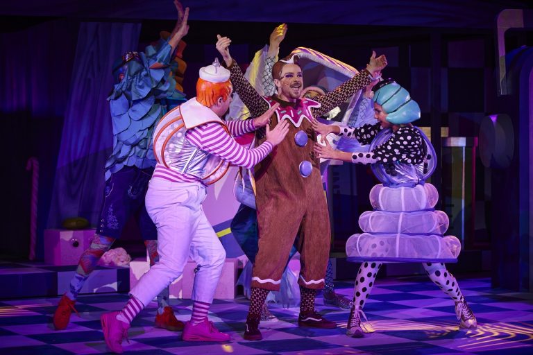 Stadttheater Ingolstadt lädt zur Kostümauktion