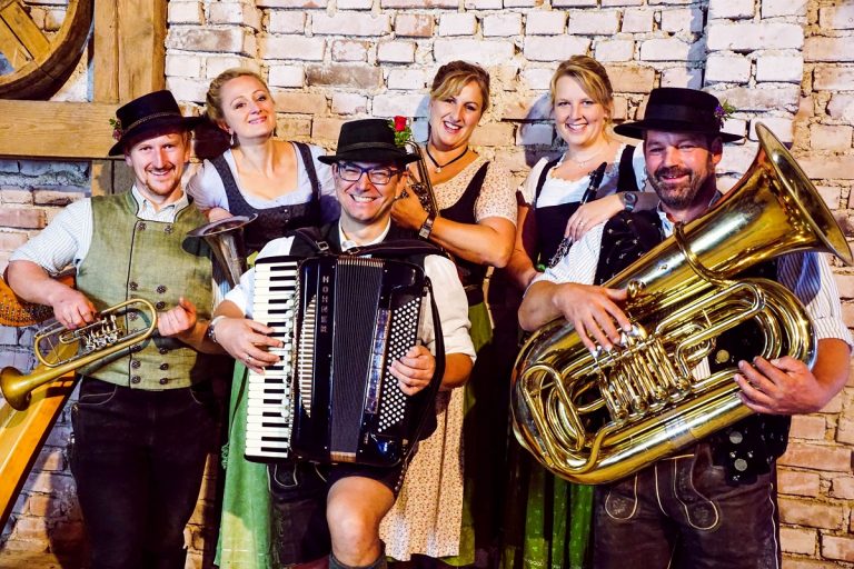 Filme, fiese Verse und klangvolle Konzerte in Pfaffenhofen