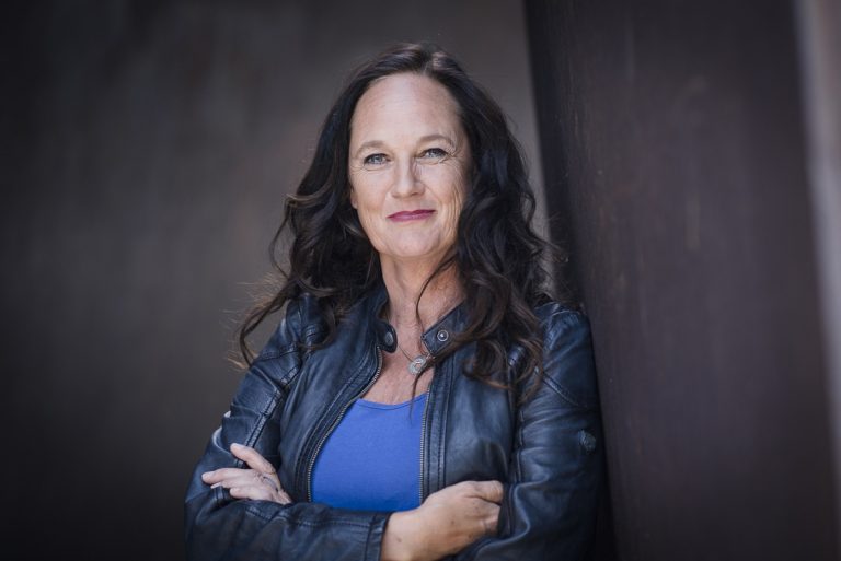 Von Ost nach West im Altstadttheater