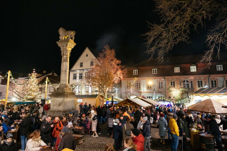 Adventsmarkt, Krippenweg und mehr in Eichstätt