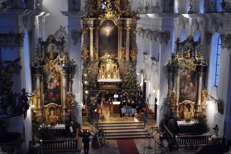 Alpenländisches Advent- und Weihnachtssingen in Bergen