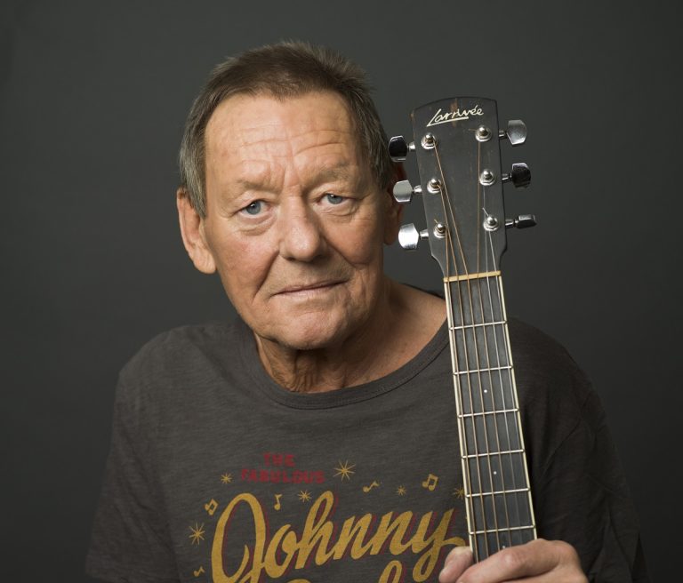 Schlosshof Open Air Neuburg: Wolfgang Ambros – pur!