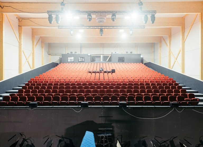 Theater am Glacis öffnet erstmals seine Türen