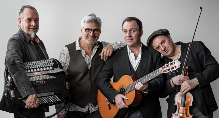 Musik, Wein und Wiener Charme vor dem Stadttheater