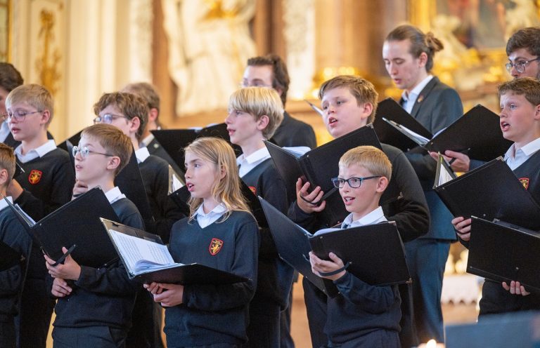 Tölzer Knabenchor zu Gast in Bergen