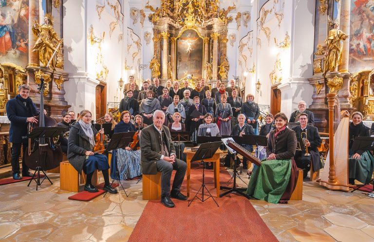 Altbairisches Adventssingen im Münster in Bergen