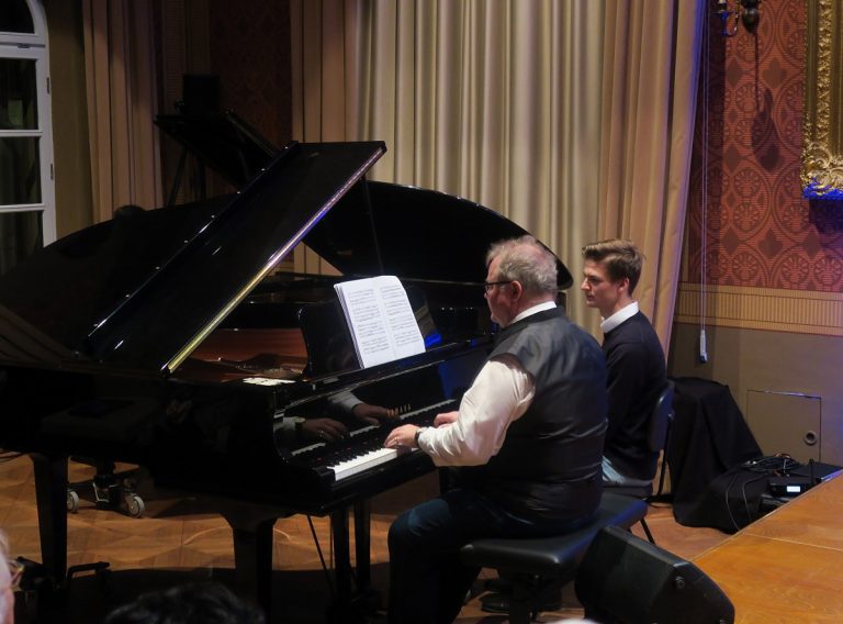 Weihnachtliches Klavier-Konzert