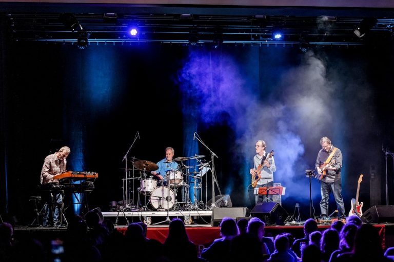 Pfaffenhofener Winterbühne: Groove Galaxy