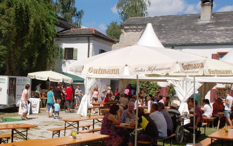 Kulturtage Nassenfels: Frühschoppen und Biergarten