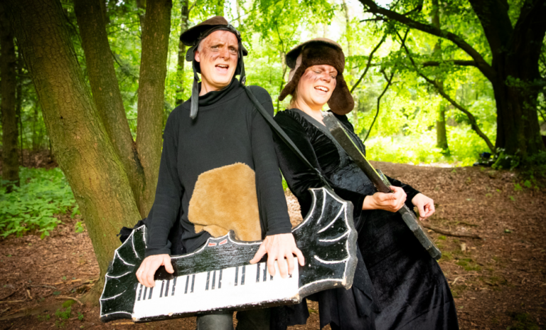 Kultursommer PAF: Flattertom und Flederlilly
