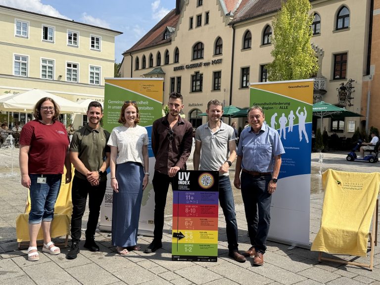 Neue UV-Index Tafeln in Bädern und an Seen