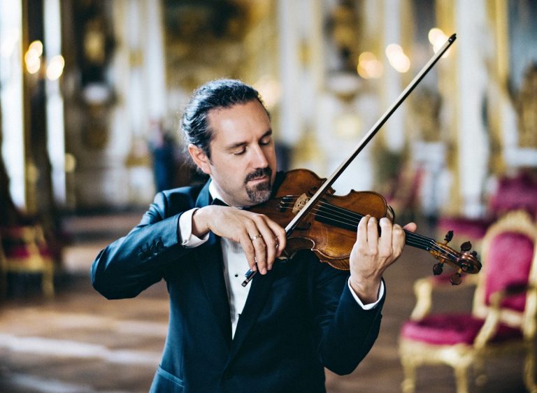 Julien Chauvin bei der Kammerphilharmonie